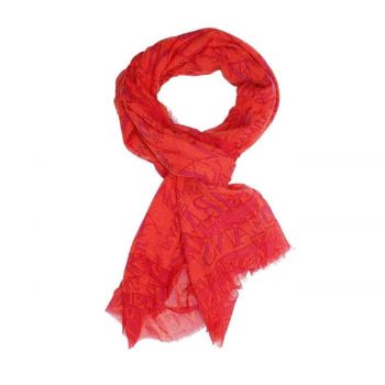 Red scarf