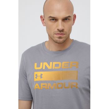 Under Armour tricou barbati, culoarea gri, cu imprimeu