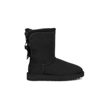 UGG cizme de zăpadă Bailey Bow II femei, culoarea: negru, cu toc plat, model căptușit 1016225.BLK