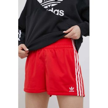 adidas Originals pantaloni scurți Adicolor HE9495 femei, culoarea rosu, neted, high waist HE9495-VIVRED