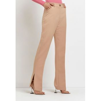 Pantaloni eleganti cu slituri la terminatie