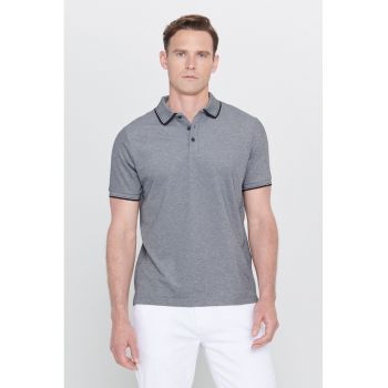 Tricou polo slim fit cu fenta cu nasturi