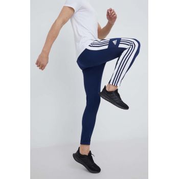 adidas Performance pantaloni de antrenament Squadra 21 HC6273 bărbați, culoarea bleumarin, cu imprimeu  HC6273