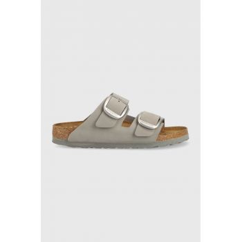 Birkenstock slapi de piele Arizona Big Buckle femei, culoarea gri