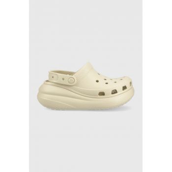 Crocs papuci Classic Crush Clog femei, culoarea bej, cu platformă 207521