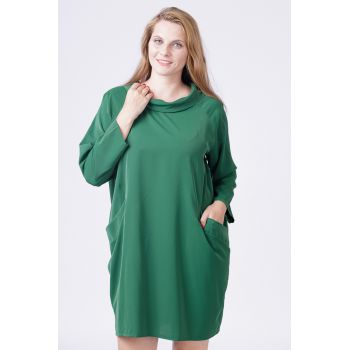 Rochie scurta verde cu guler intors si buzunare