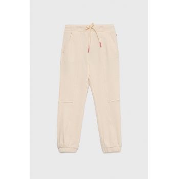 United Colors of Benetton pantaloni de trening din bumbac pentru copii culoarea roz, neted