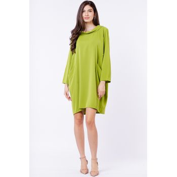 Rochie scurta verde deschis cu guler intors si buzunare