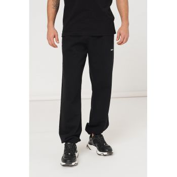 Pantaloni sport slim fit Chain