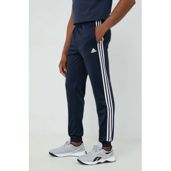 adidas pantaloni de trening bărbați, culoarea bleumarin, cu imprimeu  H46106