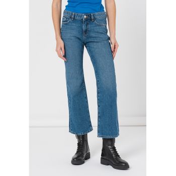 Blugi bootcut crop