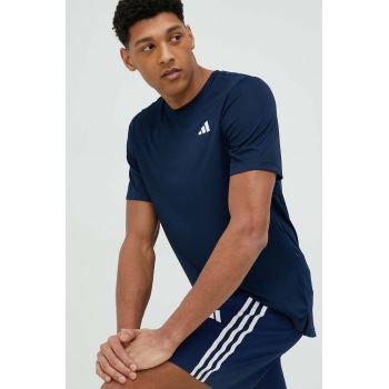 adidas Performance pantaloni scurți de antrenament Train Essentials culoarea albastru marin