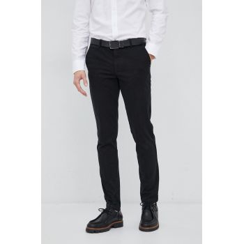 BOSS pantaloni bărbați, culoarea negru, mulată 50487966