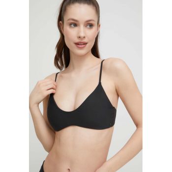 Volcom sutien de baie culoarea negru, cupa usor rigidizata