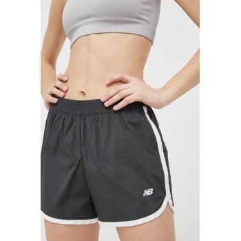 New Balance pantaloni scurți de antrenament Athletics Remastered culoarea gri, cu imprimeu, high waist WS31500ACK-ACK ieftini