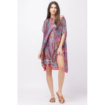 Rochie de plaja tip poncho din matase cu imprimeu paisley pe fond fucsia