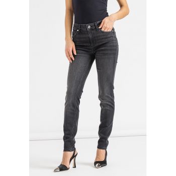 Blugi skinny cu 5 buzunare