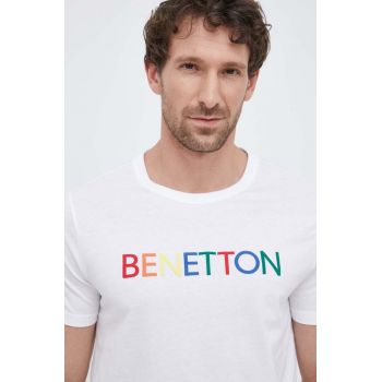 United Colors of Benetton tricou din bumbac culoarea alb, cu imprimeu