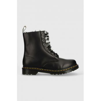 Dr. Martens bocanci de piele 1460 Serena femei, culoarea negru, cu toc plat, izolat DM27787001