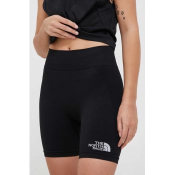 The North Face pantaloni scurti sport femei, culoarea negru, neted, medium waist ieftini