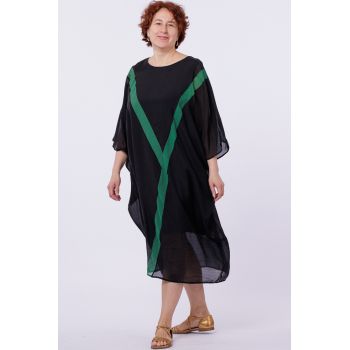 Rochie fluture, oversize, neagra, cu Y decorativ verde