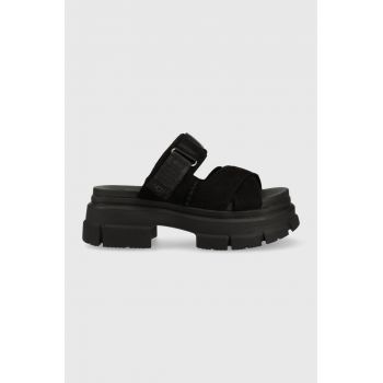 UGG papuci din piele Ashton Slide femei, culoarea negru, cu platforma, 1136765