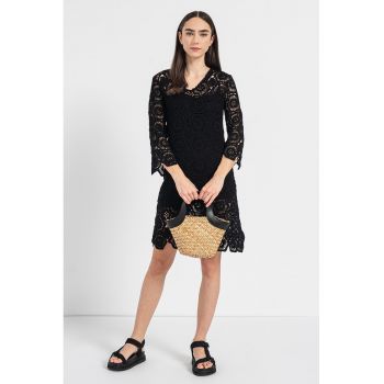 Rochie midi cu decolteu in V si perforatii