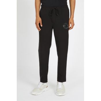 Pantaloni sport cu talie ajustabila