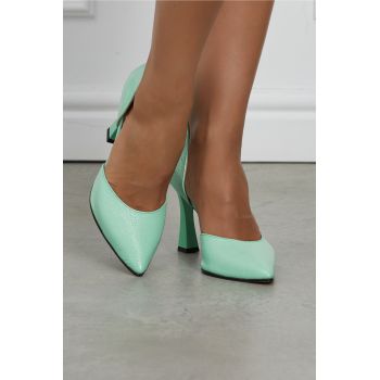 Pantofi Selena verde deschis din piele lacuita