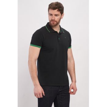 Tricou polo cu terminatii contrastante