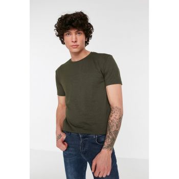 Tricou regular fit cu decolteu la baza gatului