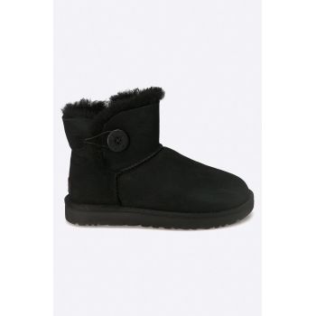 UGG cizme de zăpadă din piele întoarsă Mini Bailey Button II femei, culoarea: negru 1016422.BLK