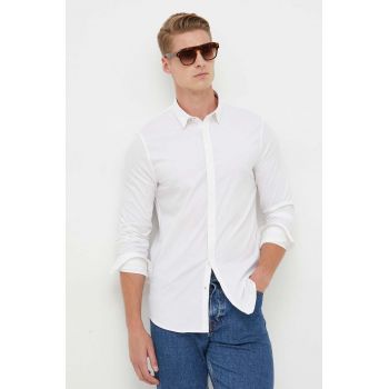 Armani Exchange camasa barbati, culoarea bej, cu guler button-down, slim