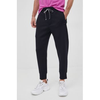 Emporio Armani pantaloni barbati, culoarea albastru marin, jogger