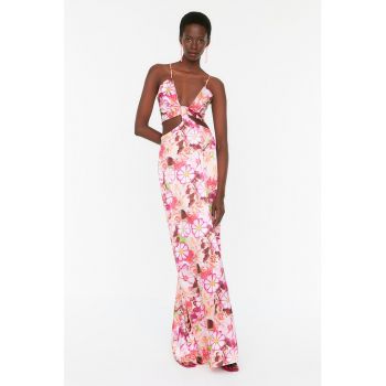 Rochie maxi cu model floral si decupaje laterale