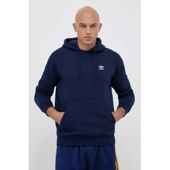 adidas Originals bluză Trefoil Essentials Hoodie bărbați, culoarea bleumarin, cu glugă, cu imprimeu IM4524