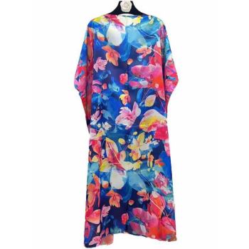 Rochie de plaja lunga tip poncho din matase cu flori fucisa pe fond albastru