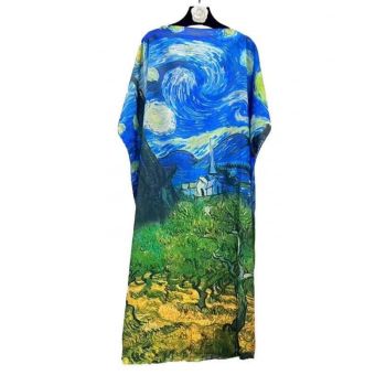 Rochie de plaja lunga tip poncho din matase cu reproducere dupa Noaptea Instelata a lui Van Gogh