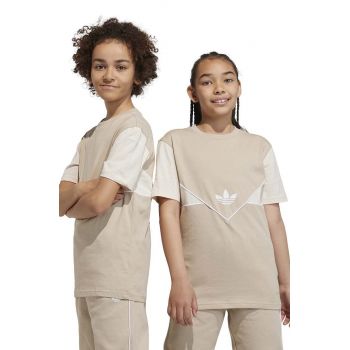 adidas Originals tricou de bumbac pentru copii culoarea bej, modelator