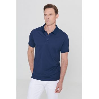 Tricou polo slim fit cu fenta cu nasturi