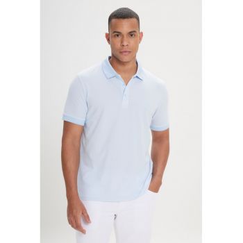 Tricou polo slim fit cu fenta cu nasturi