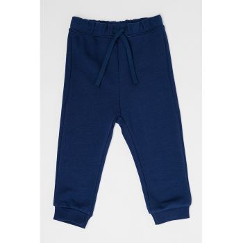 Pantaloni sport cu snur in talie