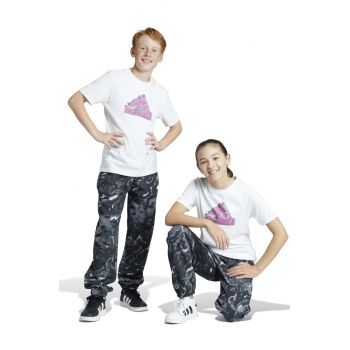 adidas tricou de bumbac pentru copii culoarea alb, cu imprimeu
