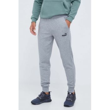 Puma pantaloni barbati, culoarea gri, cu imprimeu