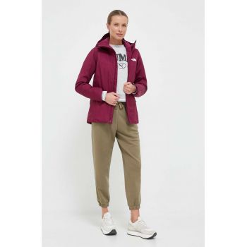 The North Face jacheta de exterior Quest culoarea bordo