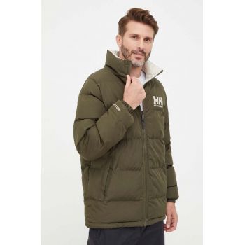 Helly Hansen geaca cu doua fete barbati, culoarea verde, de iarna