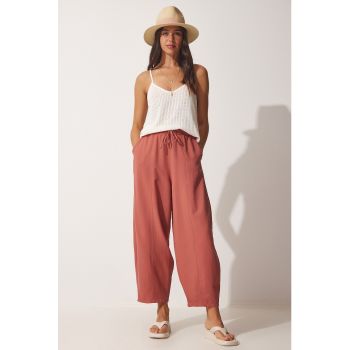 Pantaloni crop cu croiala conica