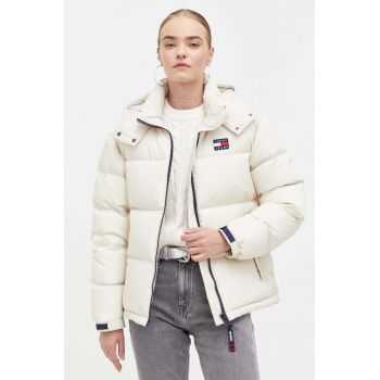 Tommy Jeans geacă de puf femei, culoarea bej, de iarna DW0DW14661