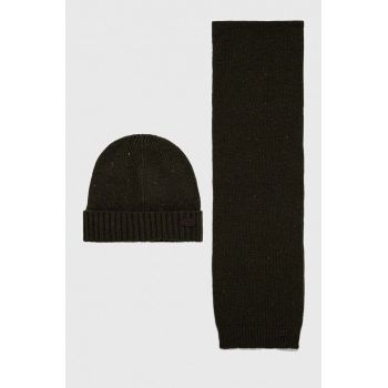 Barbour căciulă și fular Carlton Fleck Beanie & Scarf Gift Set culoarea verde MGS0047