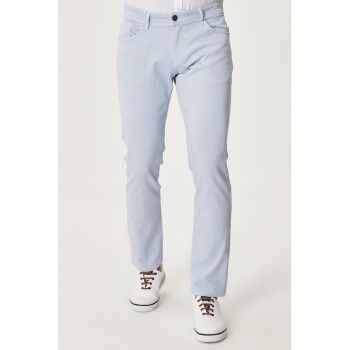 Pantaloni slim fit elastici